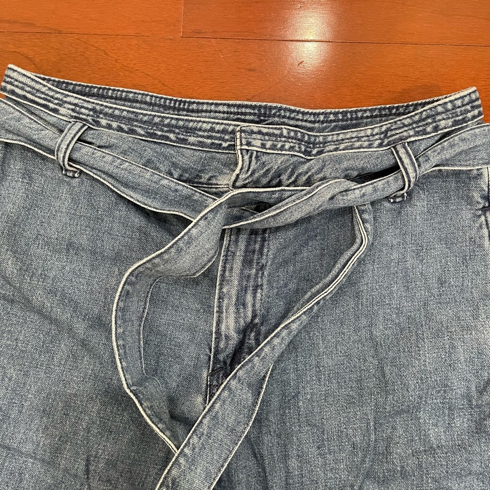 Gap Shorts - Picture 6 of 6